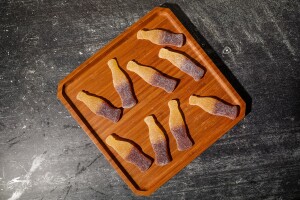 Halktan Süper Kola Şişesi 100 Gr. - Haribo