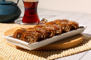 Pestil Tatlısı Fındıklı 1 Kg. - HALKTAN