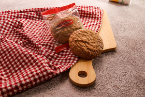 Yer Fıstıklı Acı Badem Ezmesi 50 Gr. - HALKTAN