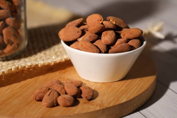 YERLİ KAVRULMUŞ BADEM - 1